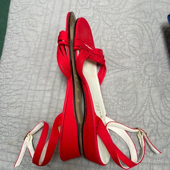 Red Pappagallo Vintage Vibe Sandals Size 5 - Picture 14 of 16
